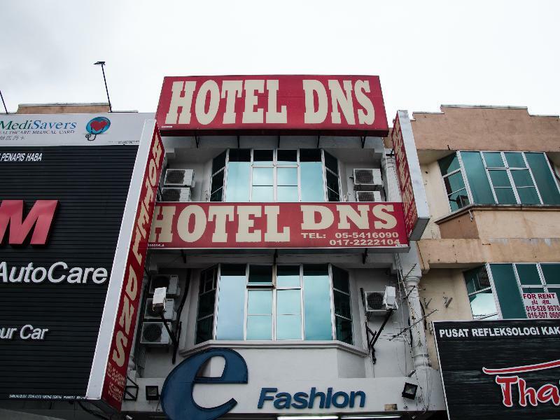 איפוה Oyo 575 Hotel Dns מראה חיצוני תמונה
